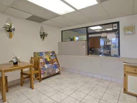 Americas Best Value Inn Corona Extérieur photo