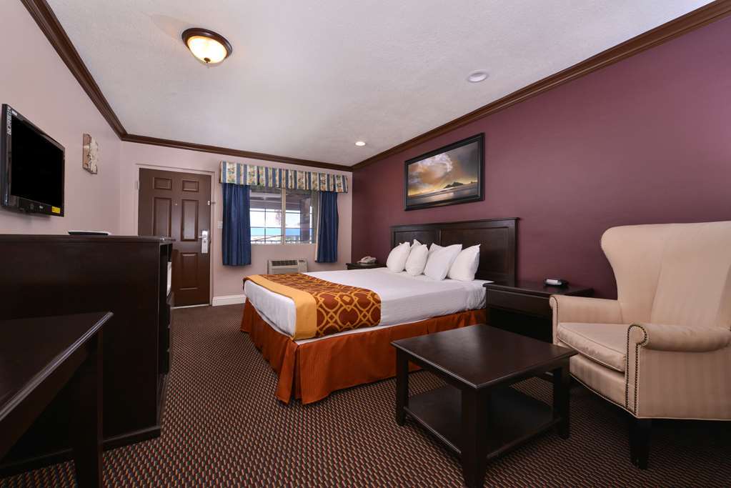 Americas Best Value Inn Corona Chambre photo