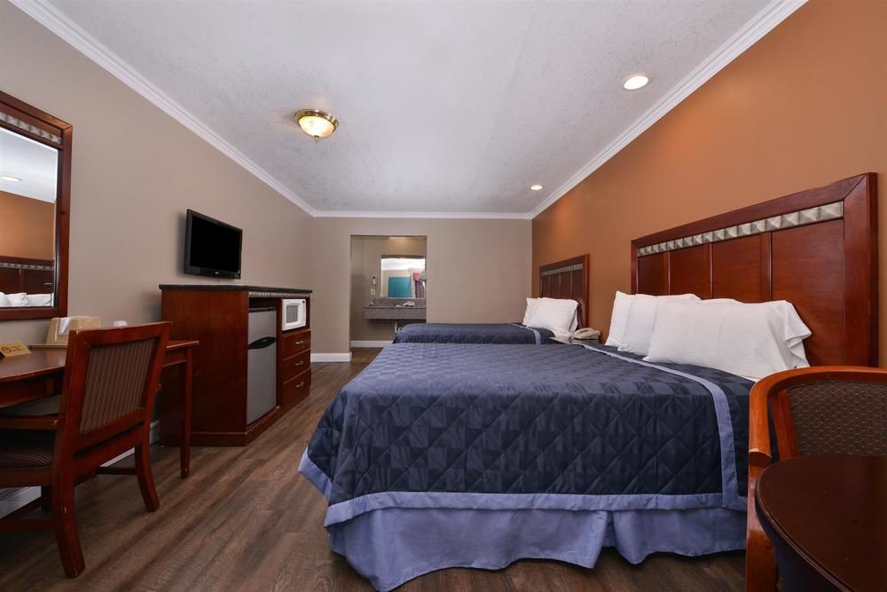 Americas Best Value Inn Corona Extérieur photo